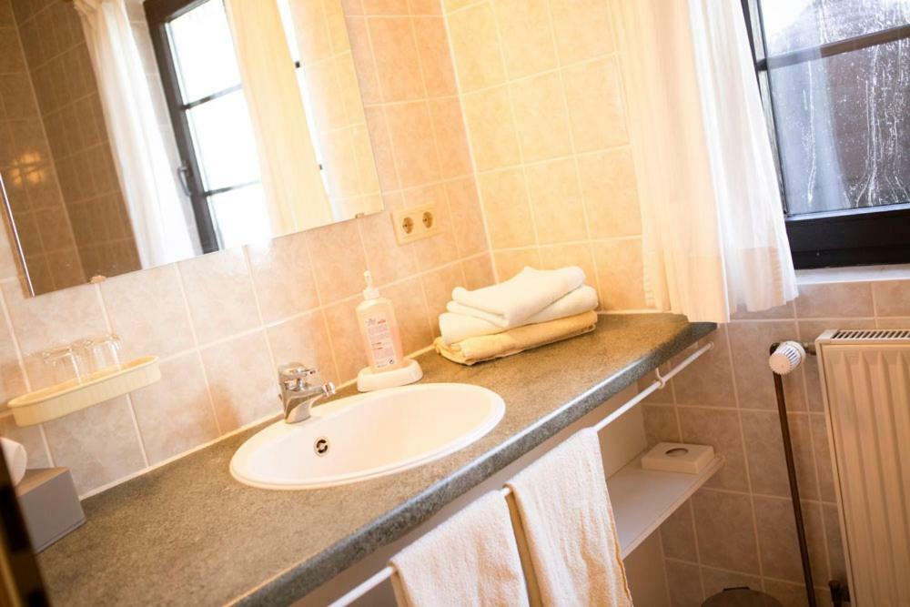Landhotel Belitz Garni Küsten Exteriör bild